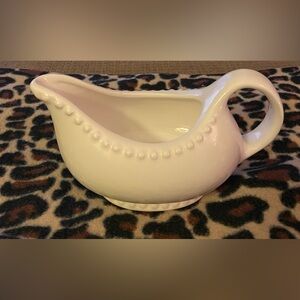 Vintage Gallery beaded gravy boat